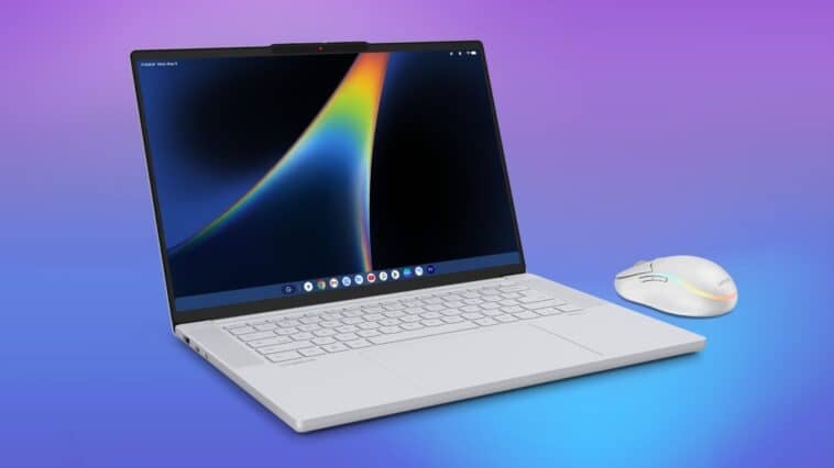 Lenovo’s first Googlebook combines a lightweight design with a large 15-inch 2.8K OLED touchscreen | ©Image Credit: Lenovo