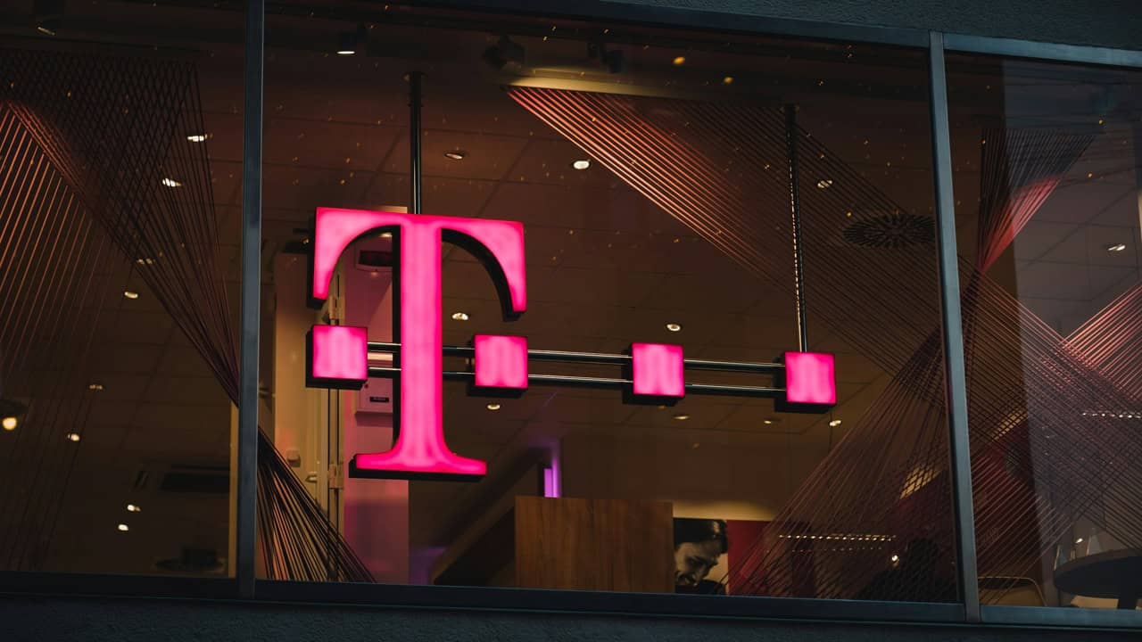 T-Mobile is quietly raising monthly line fees for the 2nd time in 2026. Find out how much more you'll pay starting this October. | ©Image Credit: Mika Baumeister / Unsplash