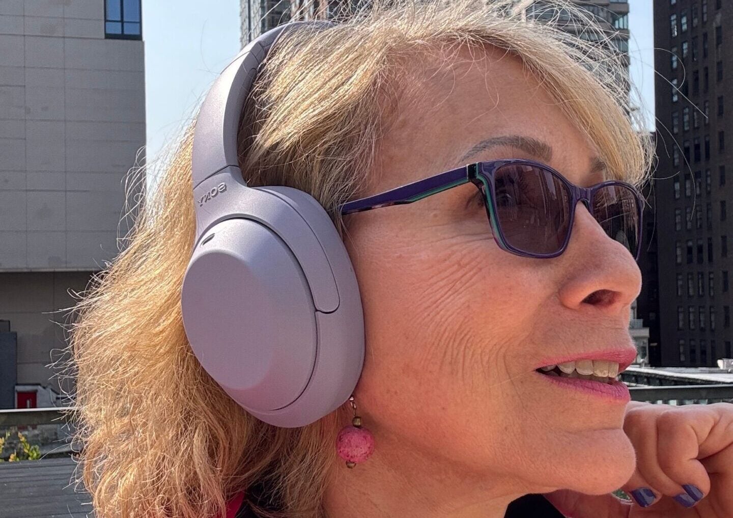 Sony teams up with Hello Kitty for surprise headphone release 2 WH-1000XM4C