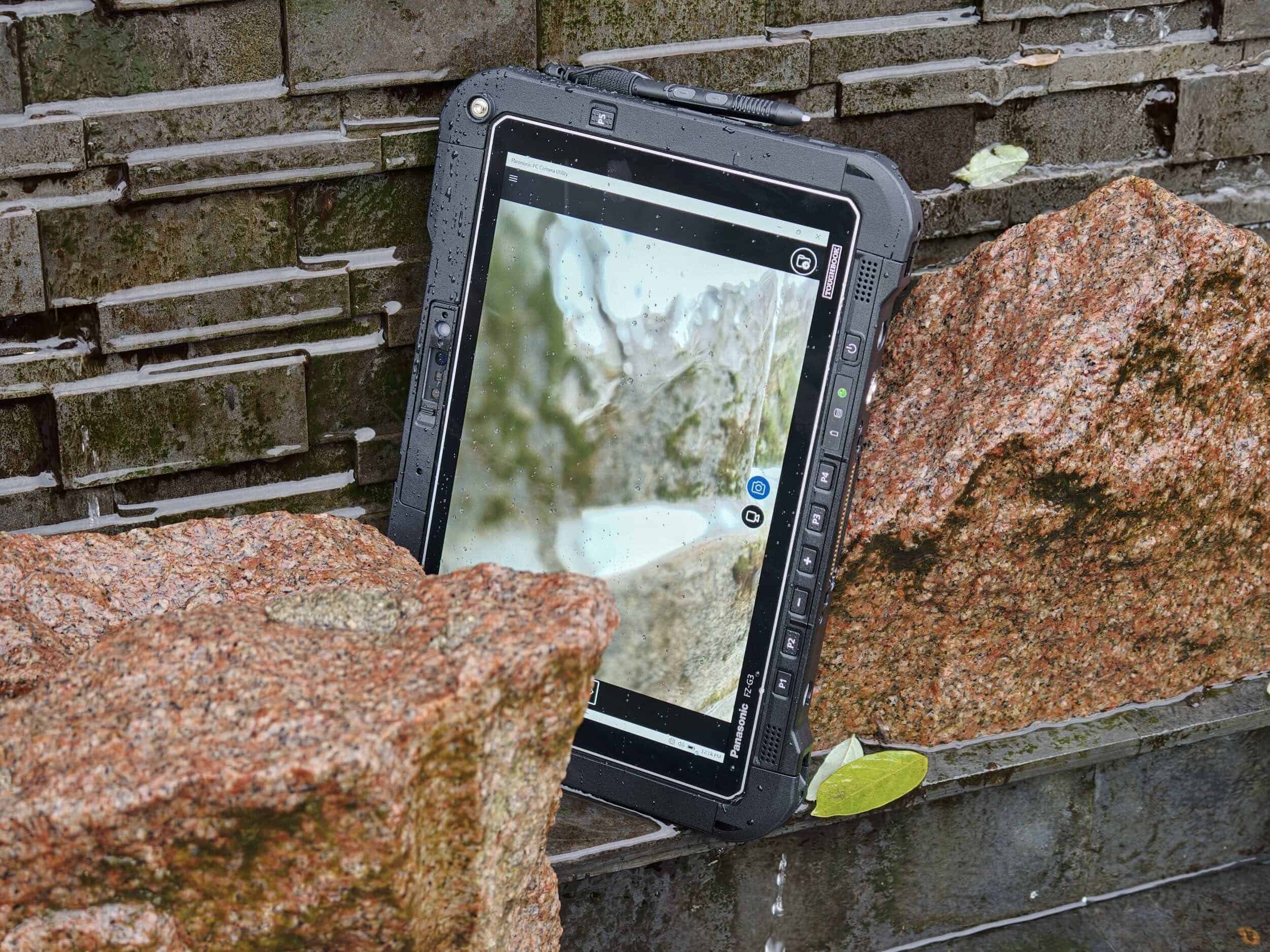 Engineered to handle extreme field conditions, the new TOUGHBOOK stays powered on and responsive under continuous running water.