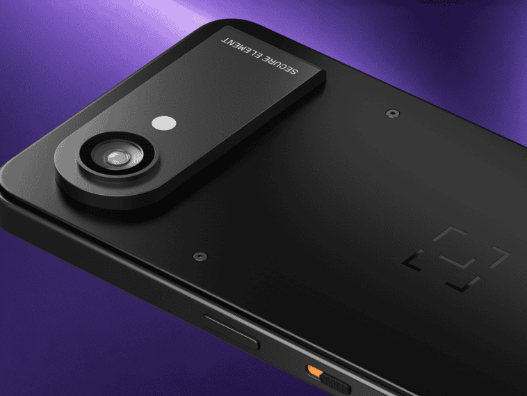 Ledger Atom combines Android apps with Ledger’s security-focused operating system to protect sensitive actions in a separate environment | ©Image Credit: Ledger 