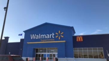 Walmart is doubling down on its promise to price products, not individual shoppers | ©Image Credit: Wikicommons / Kiyoteru Awaji