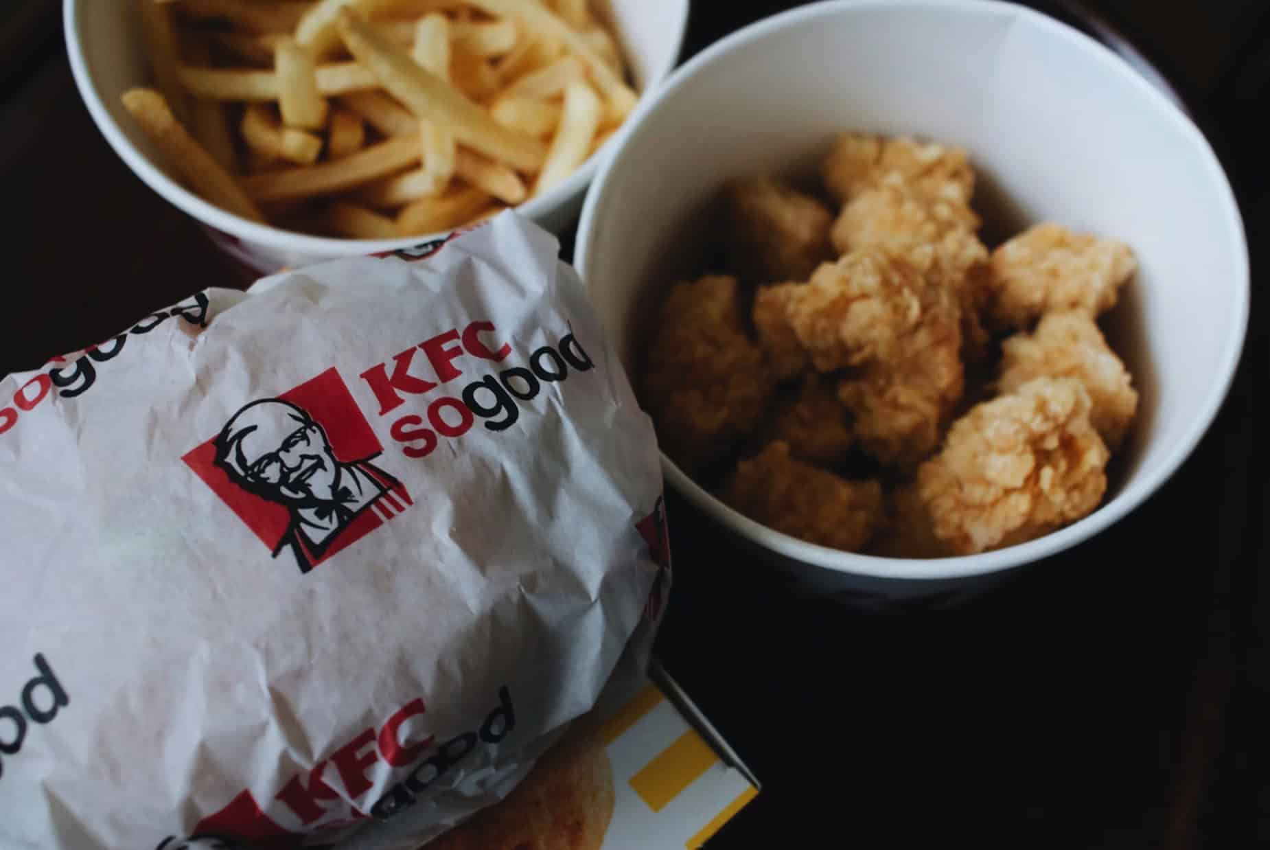 How to get free KFC everyday for the rest of October | ©Image Credit: Unsplash / Aleks Dorohovich